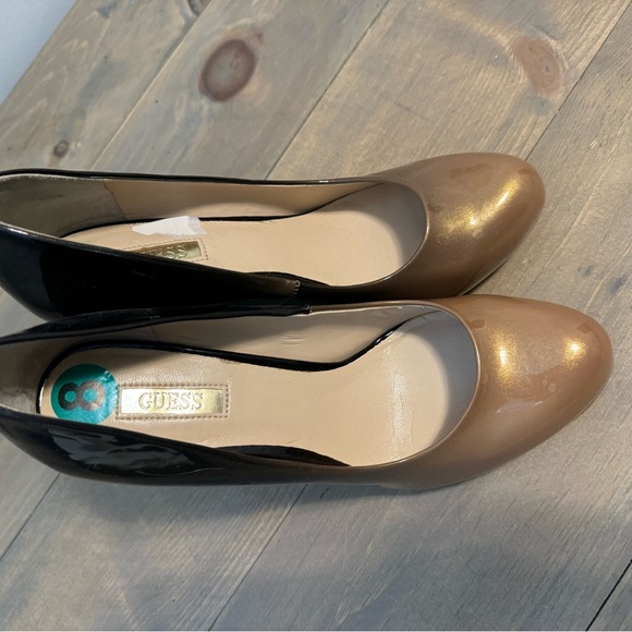 Guess pump - Picture 2 of 5